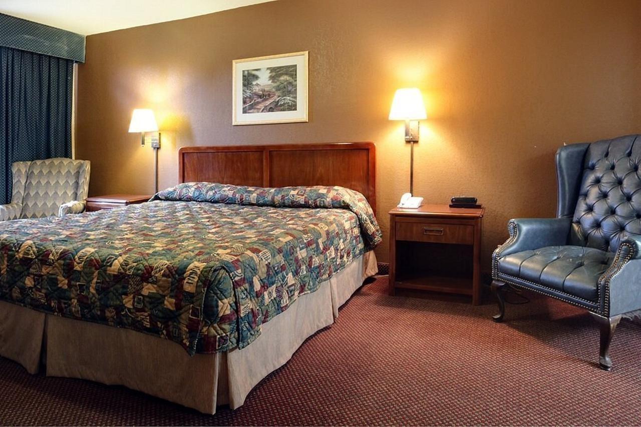 Americas Best Value Inn Marshall Bel Air Eksteriør bilde