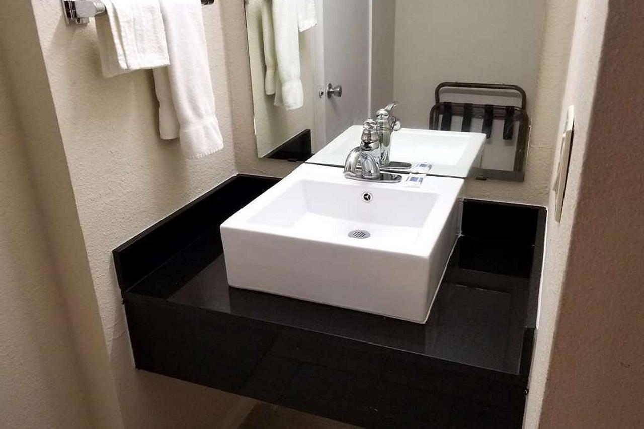 Americas Best Value Inn Marshall Bel Air Eksteriør bilde